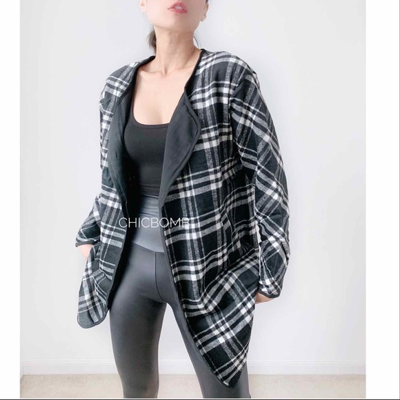 White and Black Plaid Coat - Picture 12 of 13